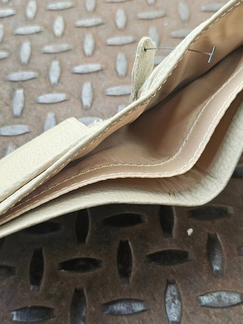 Handmade Billfold Wallet Beige Genuine Leather Bifold Card Holder Purse New - Picture 12 of 12
